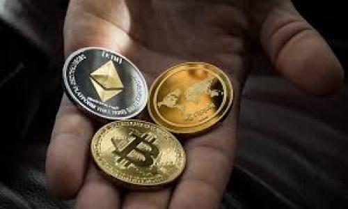 将IMBTC（以太坊上的一种ERC-20代币）转换为BTC（比特币）通常需要通过一个支持这两种资产的交易平台或者去中心化交易所进行处理。以下是一个简单的步骤指南，帮助你完成IMBTC到BTC的转换。

### 转换步骤

1. **选择交易所**:
   - 找一个支持IMBTC和BTC的交易所。这样的交易所可以包括如Uniswap、SushiSwap等去中心化交易所，或者是Coinbase、Binance等集中式交易所。

2. **创建账户（如果需要）**:
   - 如果你选择的是集中式交易所，首先需要注册并验证你的账户。但对于去中心化交易所，你可以直接使用加密钱包连接。

3. **将IMBTC存入交易所**:
   - 在你选择的交易所上找到IMBTC的存款地址，将你的IMBTC发送到该地址。记得确认网络选择和转账金额。

4. **交易IMBTC为BTC**:
   - 在交易所中找到IMBTC/BTC的交易对，然后进行交易。在确认交易的细节（如价格和手续费后），执行交易。

5. **提取BTC**:
   - 一旦交易完成，你可以将获得的BTC提取到自己的比特币钱包中。

### 注意事项

- **手续费**: 在转换过程中，考虑到交易所的手续费以及可能的网络转账费。
- **汇率波动**: 加密货币价格波动较大，所以确保在交易时关注实时汇率。
- **安全性**: 确保你选择的交易所是安全可信的，避免因为安全问题造成财产损失。

如果有任何具体的平台或者进一步的问题，请告诉我，我可以给予更详细的指导。